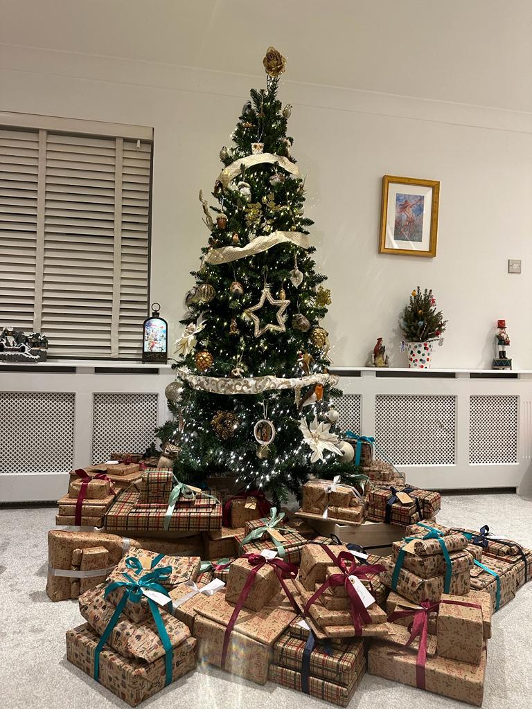 Vorto's Toy Project - wrapping presents for children in care homes