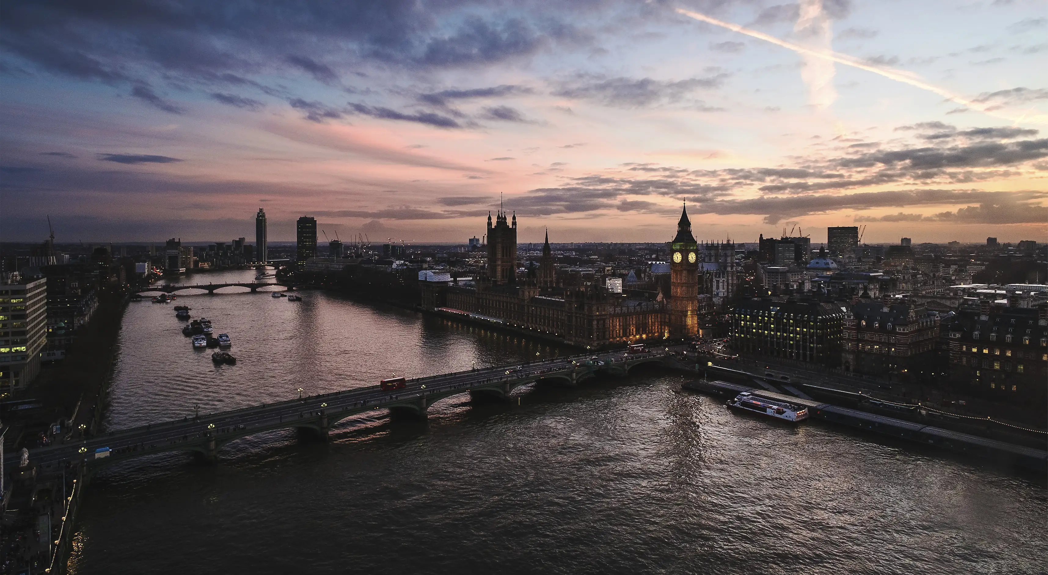 Flitzen Technologies London IT consultancy office Mayfair - Professional software development team working on bespoke web development and mobile apps